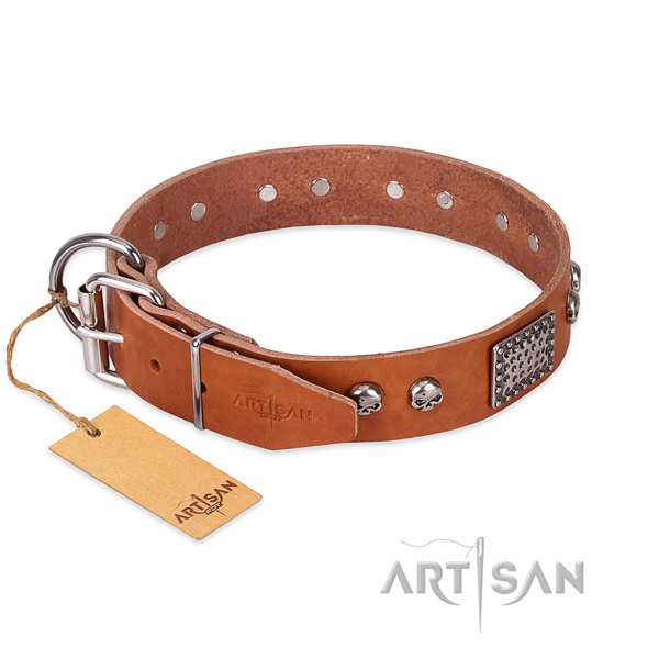 Corrosion resistant hardware on comfortable wearing dog collar