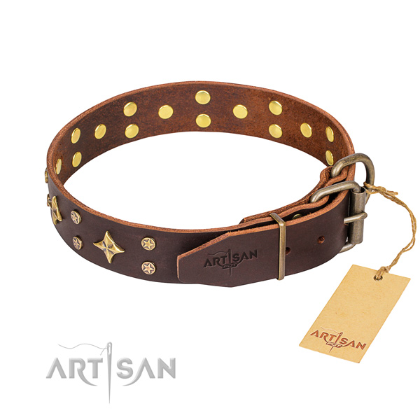 Daily use natural genuine leather collar with decorations for your doggie