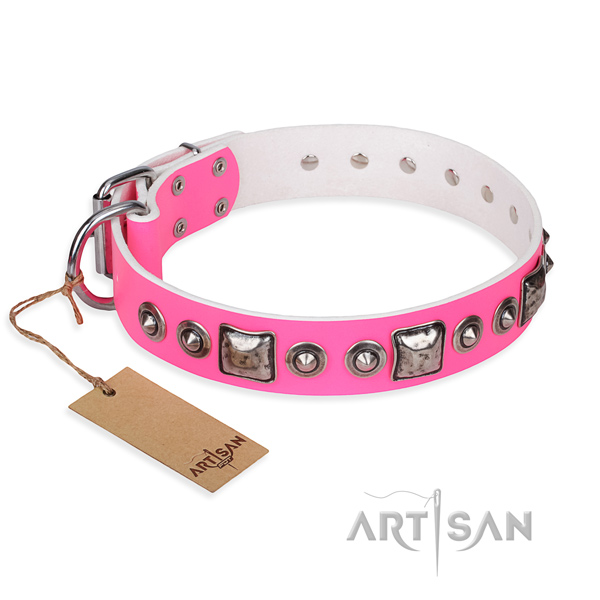 Full grain natural leather dog collar made of best quality material with reliable traditional buckle