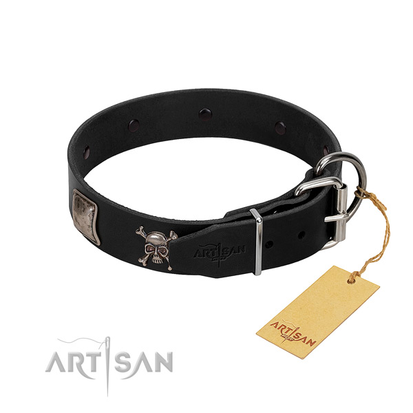 Convenient leather collar for your beautiful dog